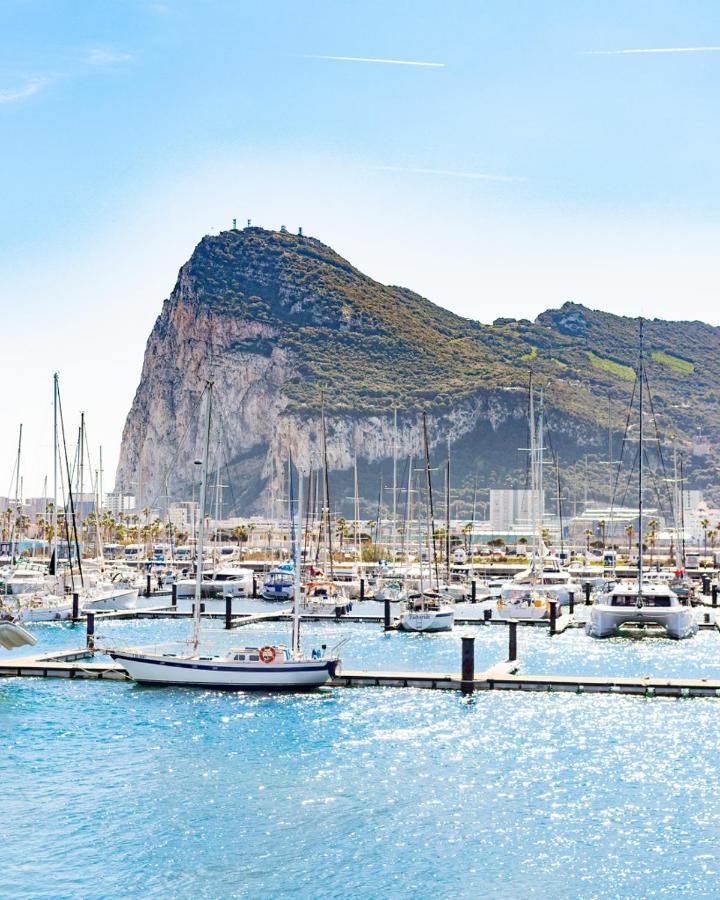 Practico Apartamento A 5 Min Andando De Gibraltar Y El Centro, Frente Al Mar La Línea de la Concepción Exterior foto
